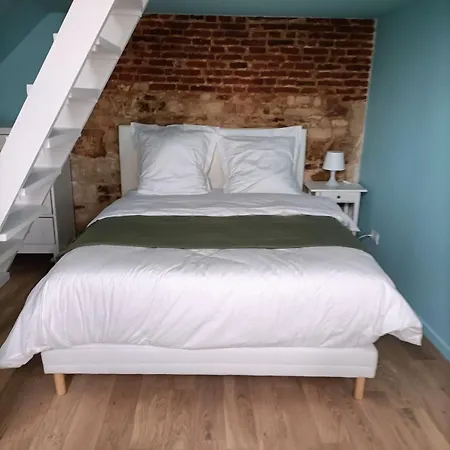 Le Papillon Bleu Apartment